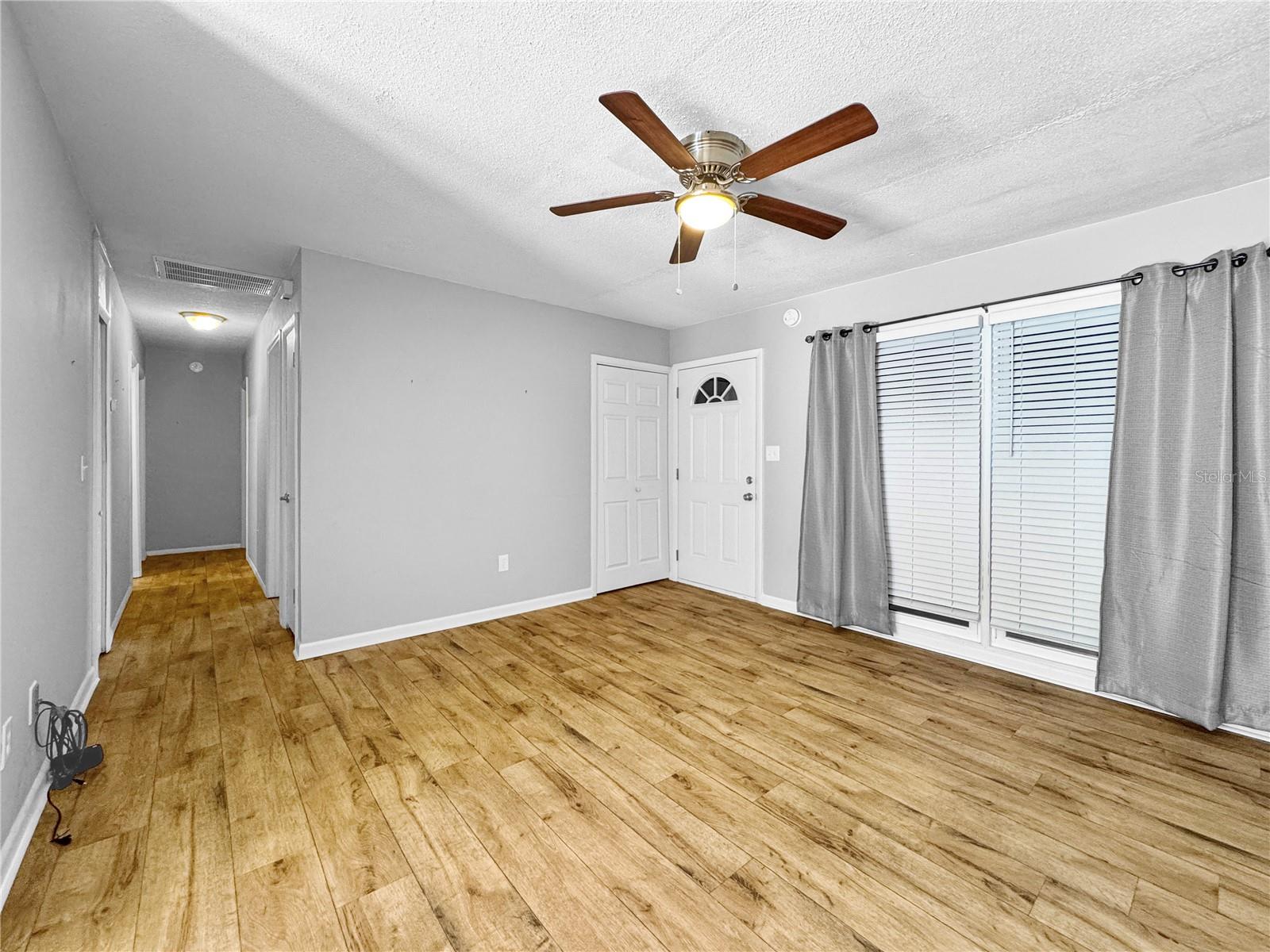 1003 COUNTY ROAD 17A W