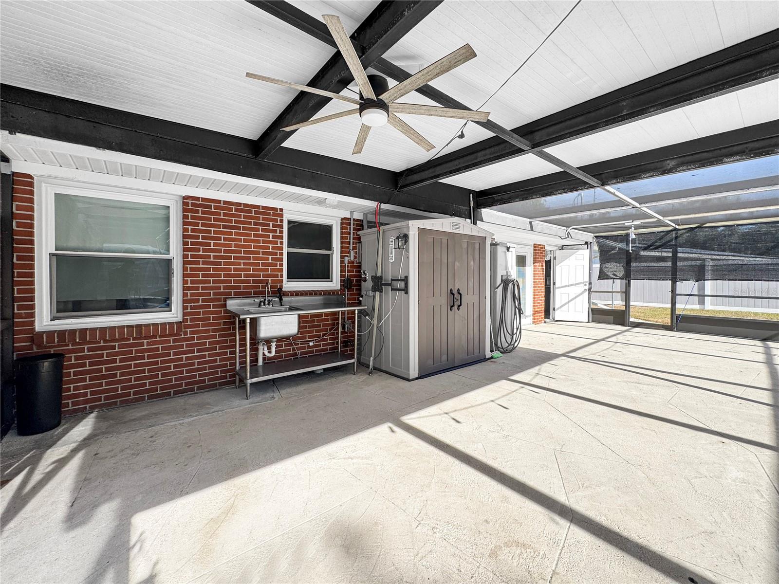 1003 COUNTY ROAD 17A W