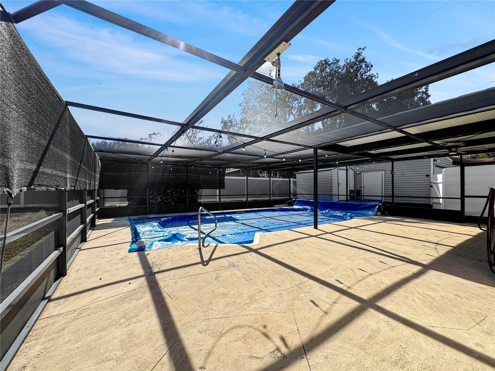 1003 COUNTY ROAD 17A W