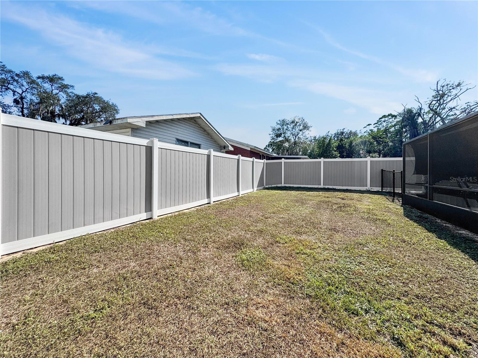 1003 COUNTY ROAD 17A W