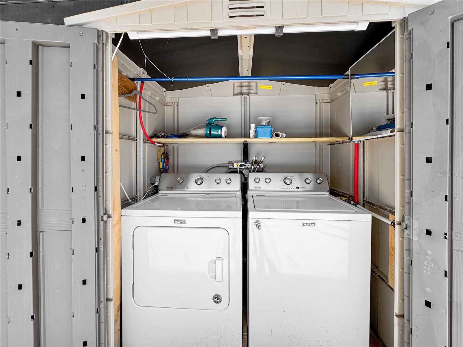 1003 COUNTY ROAD 17A W