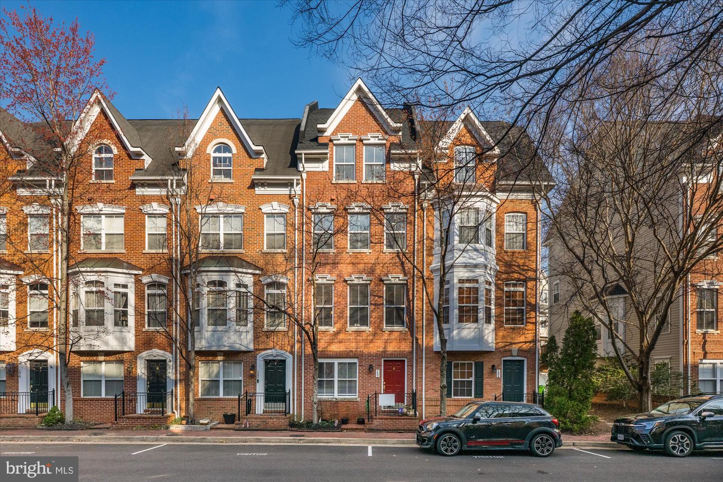 182 Martin Ln