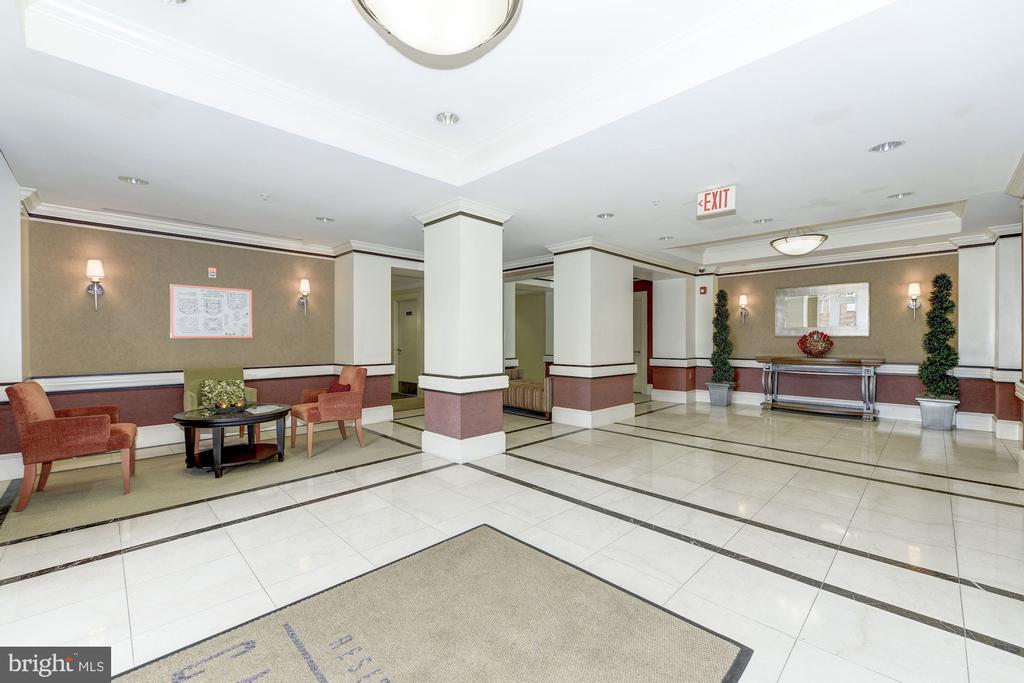 400 CAMERON STATION BLVD #315