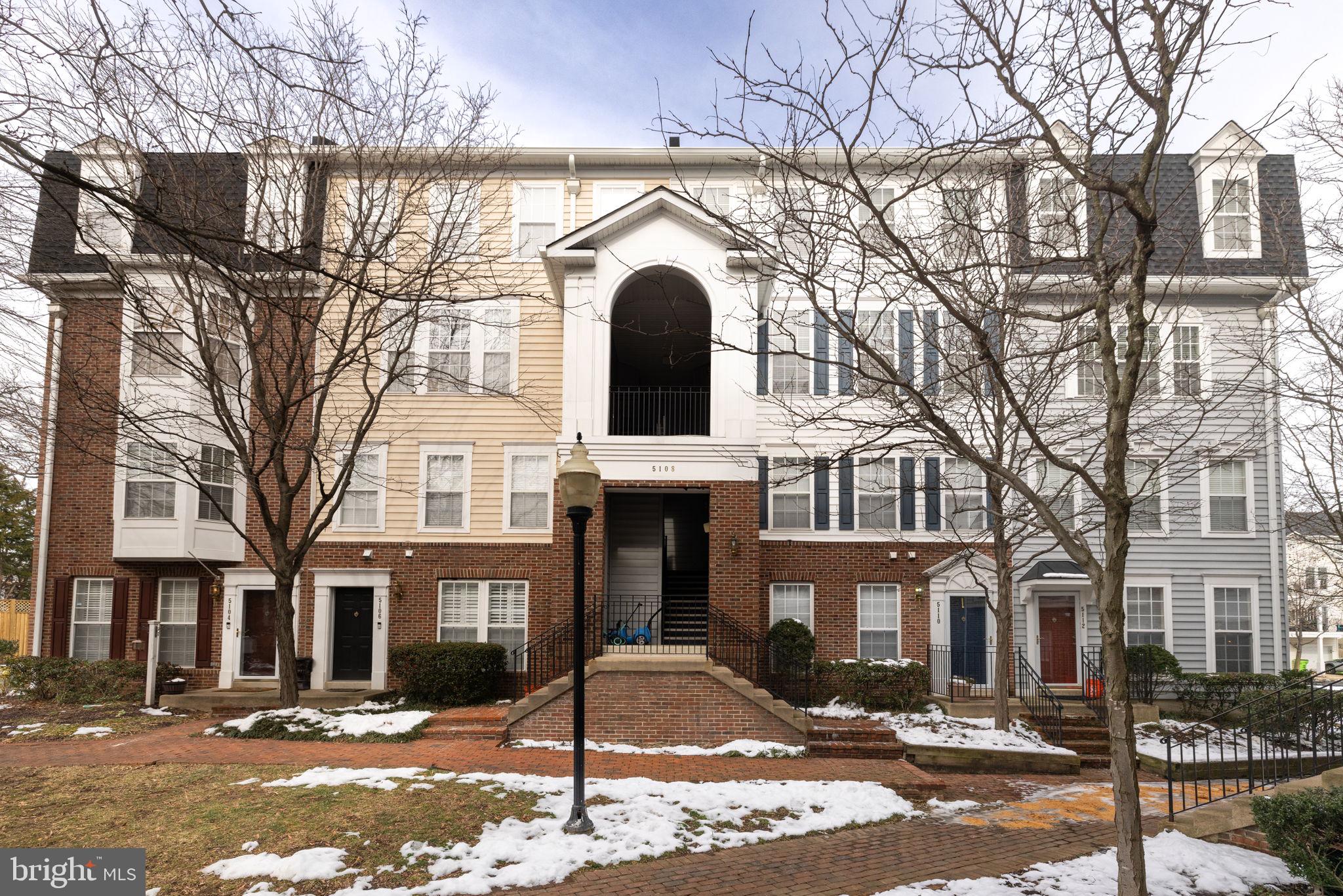5108 ENGLISH TERRACE 104
