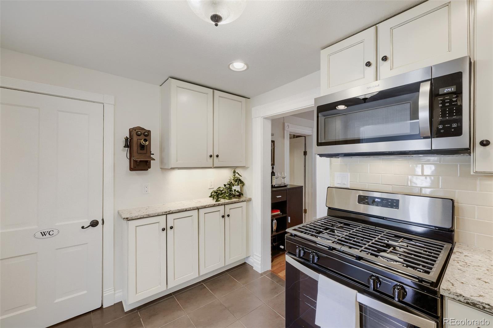 3333 W 37th Avenue