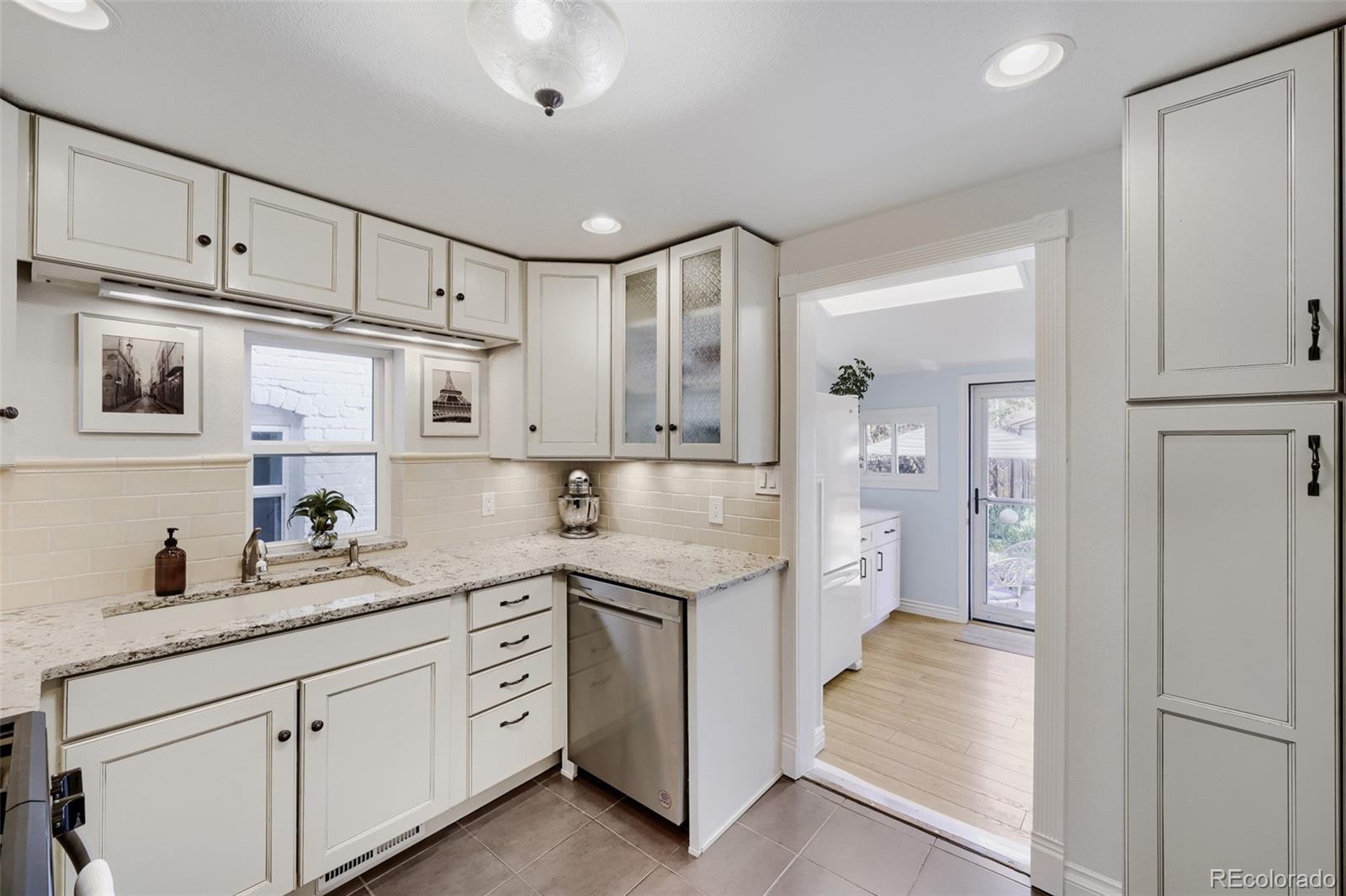 3333 W 37th Avenue