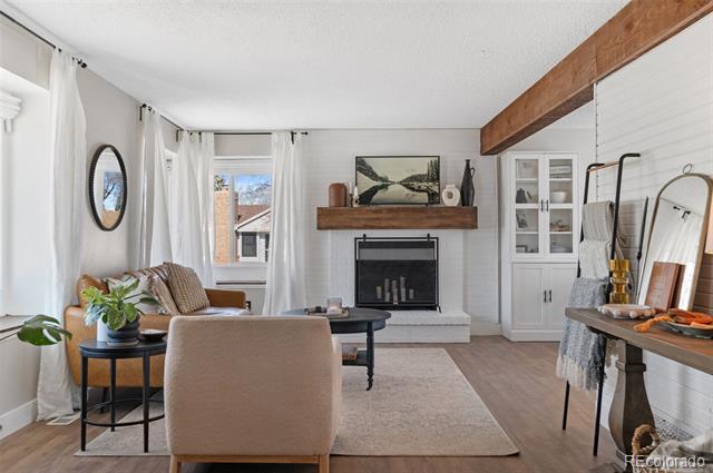 10810 W Alamo Place