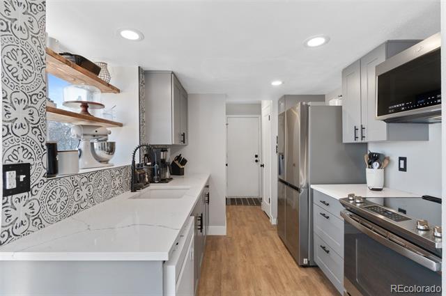 10810 W Alamo Place