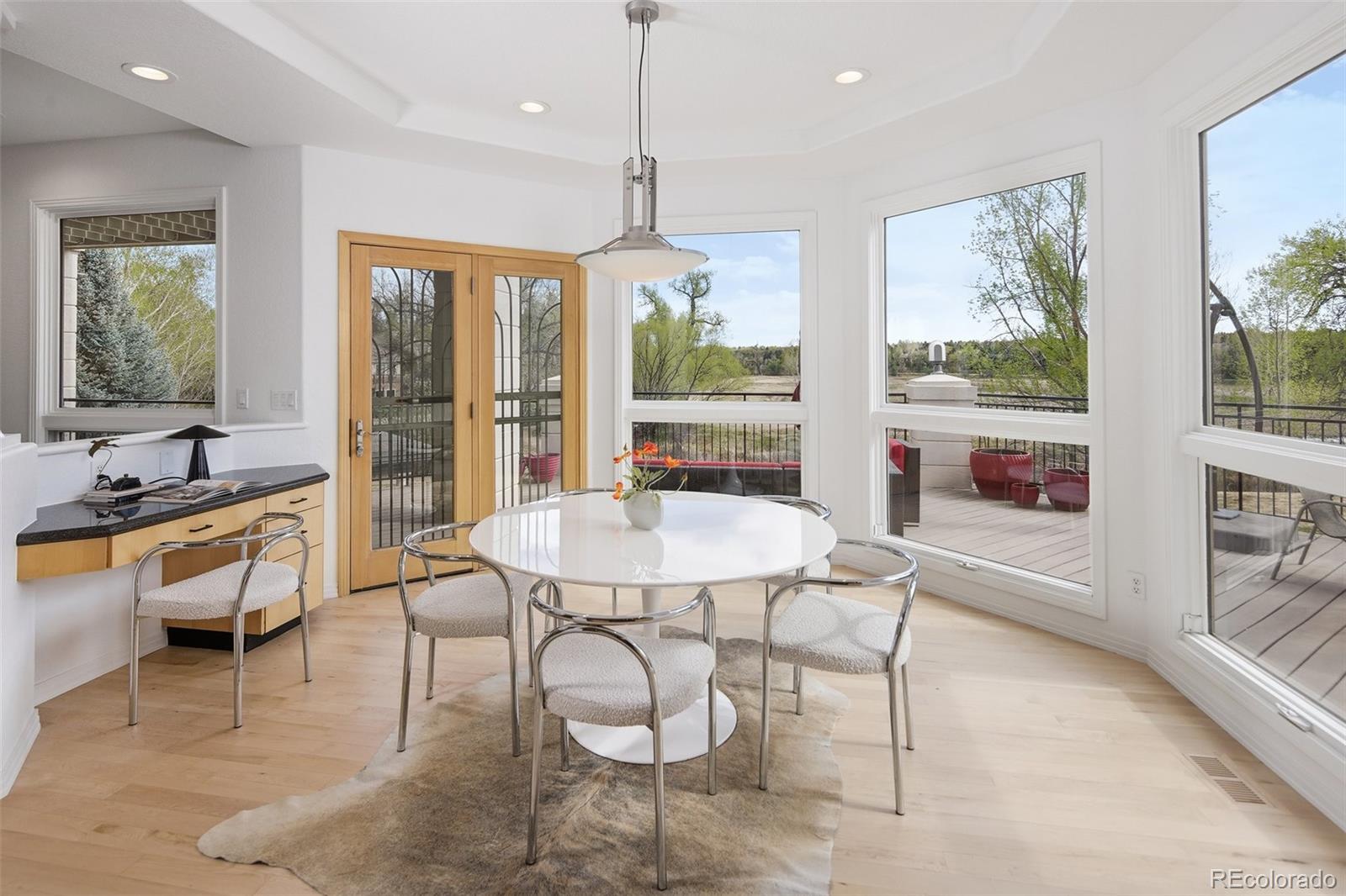 4590 E Perry Parkway