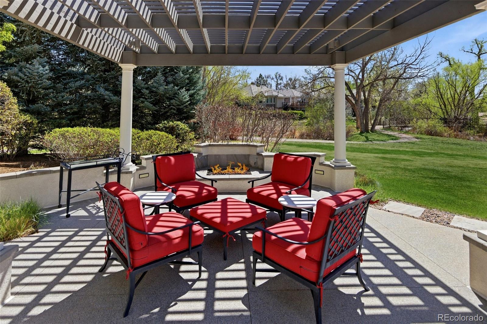 4590 E Perry Parkway