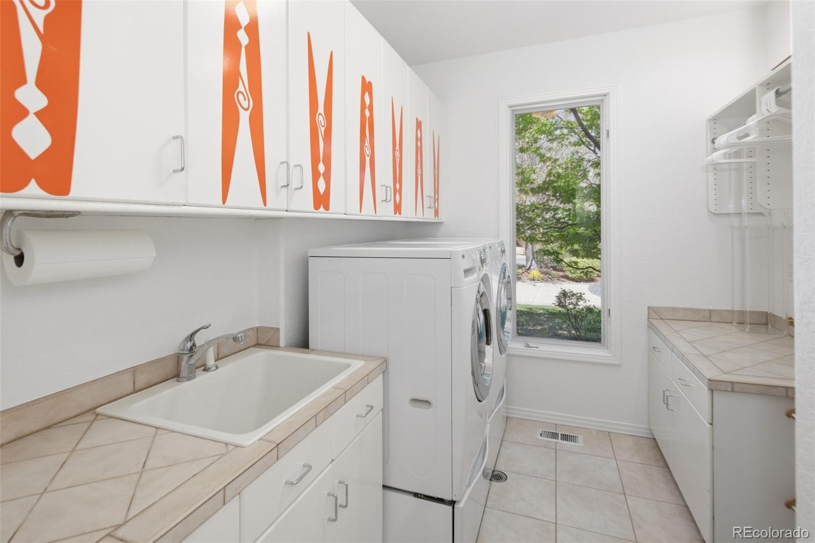 4590 E Perry Parkway