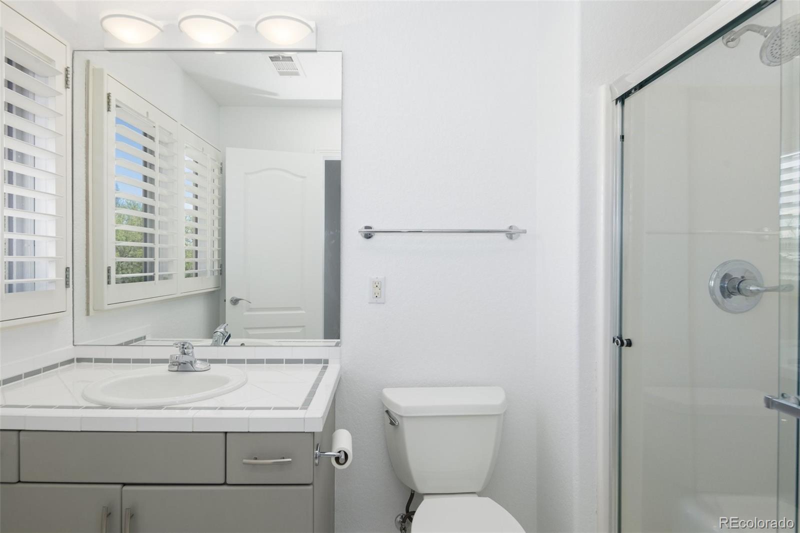 4590 E Perry Parkway