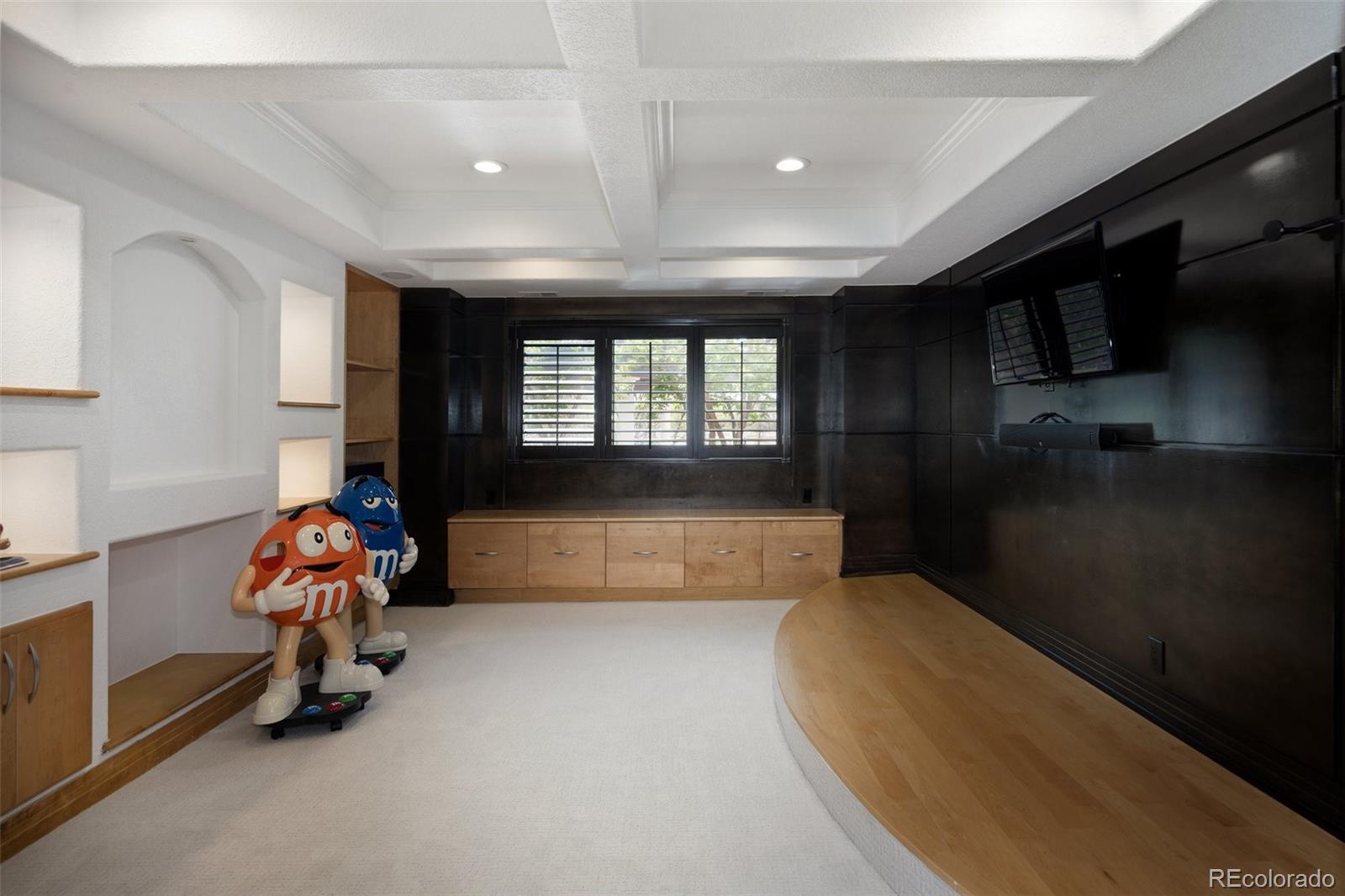 4590 E Perry Parkway