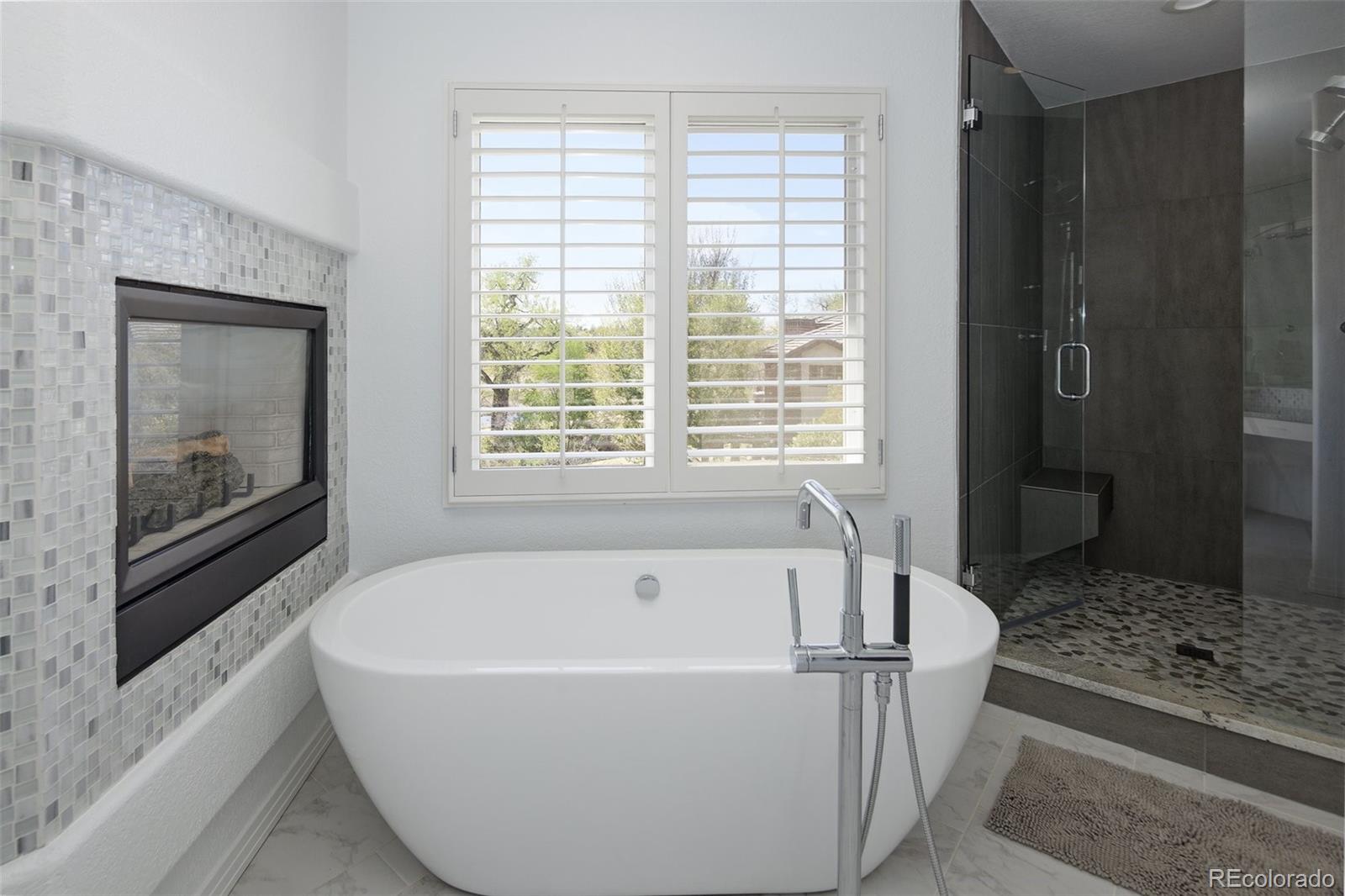 4590 E Perry Parkway