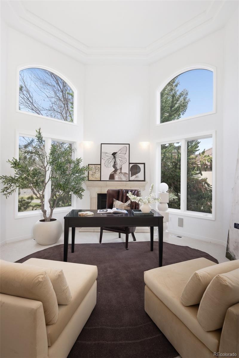 4590 E Perry Parkway