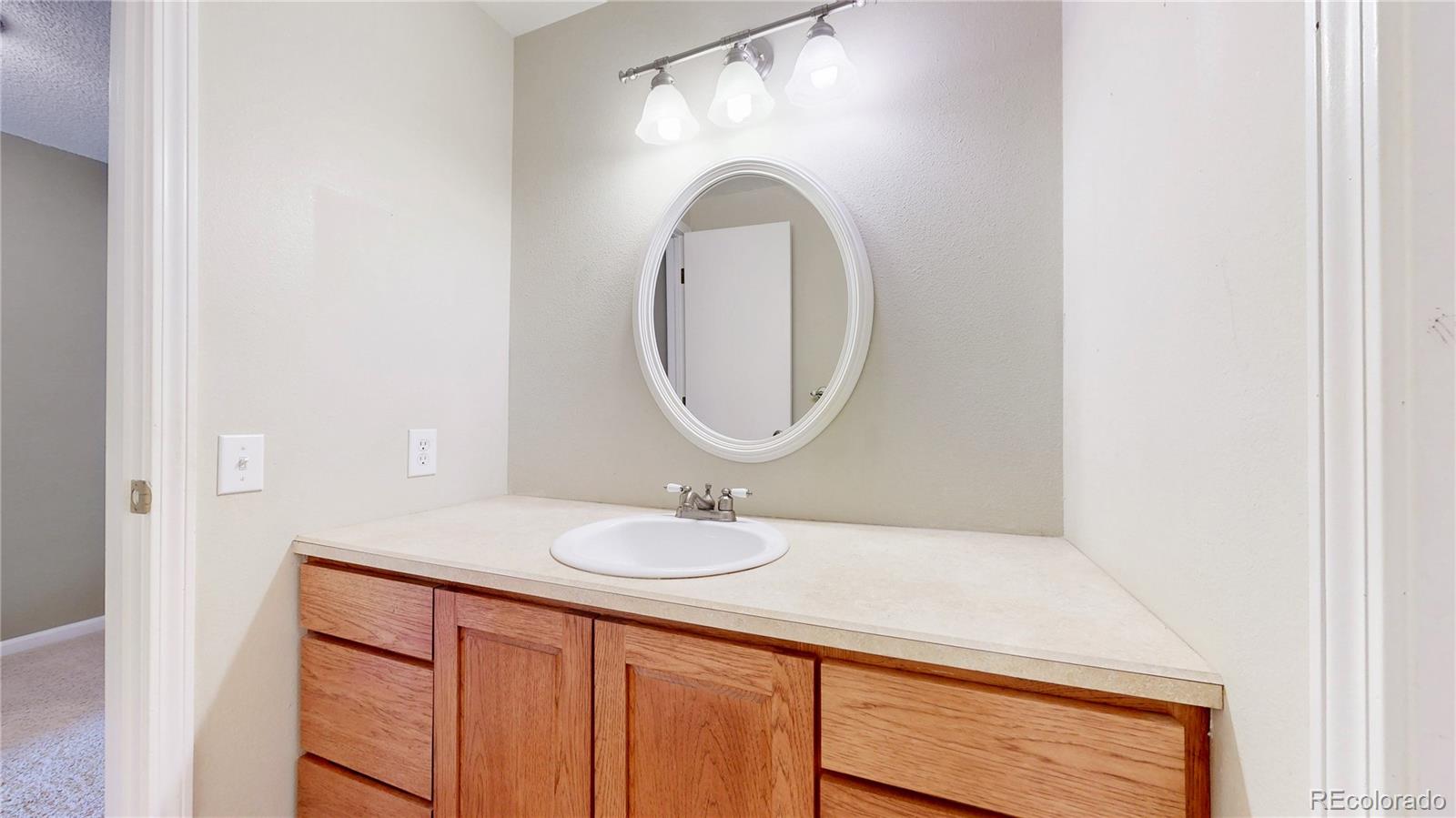 8752 E Amherst Drive Unit: D