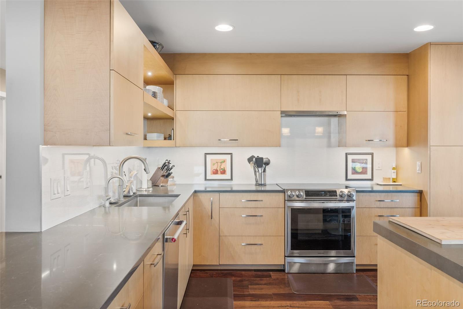 4570 E Yale Avenue Unit: 1104