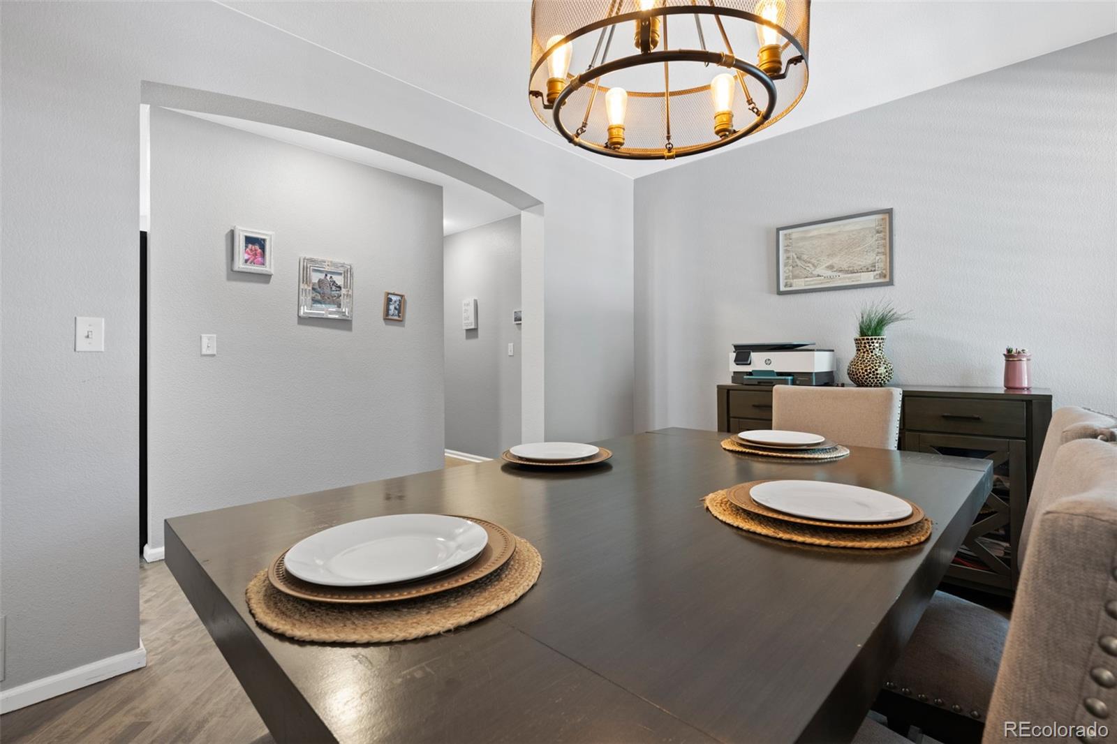 4124 E Hinsdale Circle