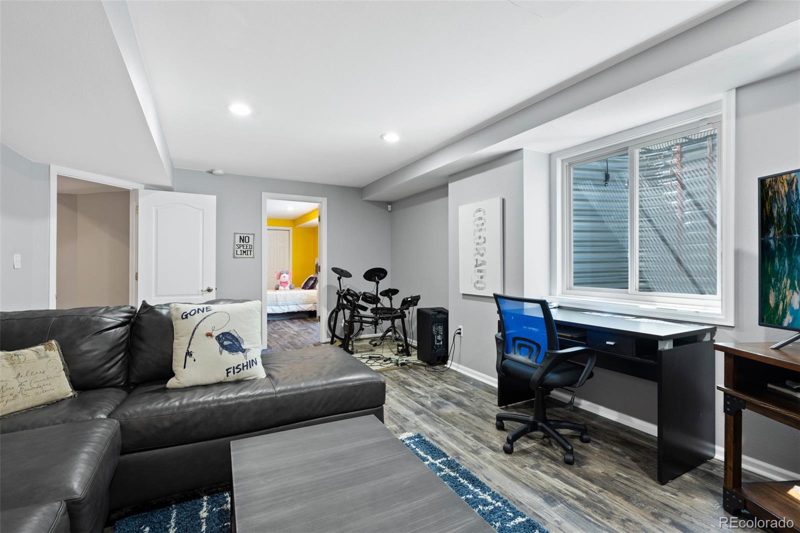 4124 E Hinsdale Circle