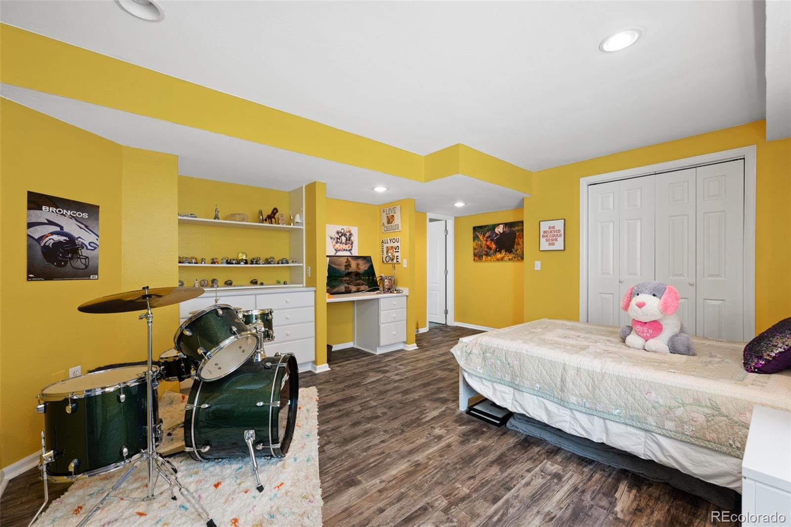 4124 E Hinsdale Circle