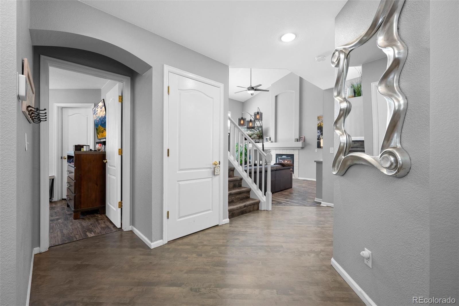 4124 E Hinsdale Circle