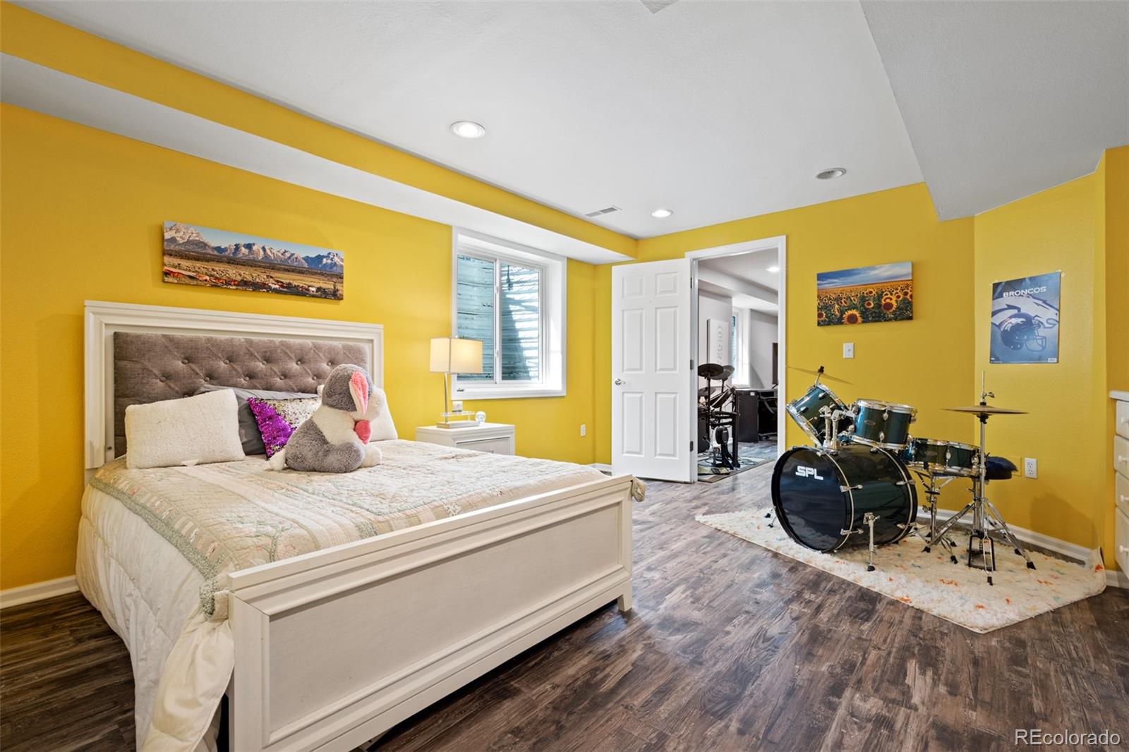 4124 E Hinsdale Circle