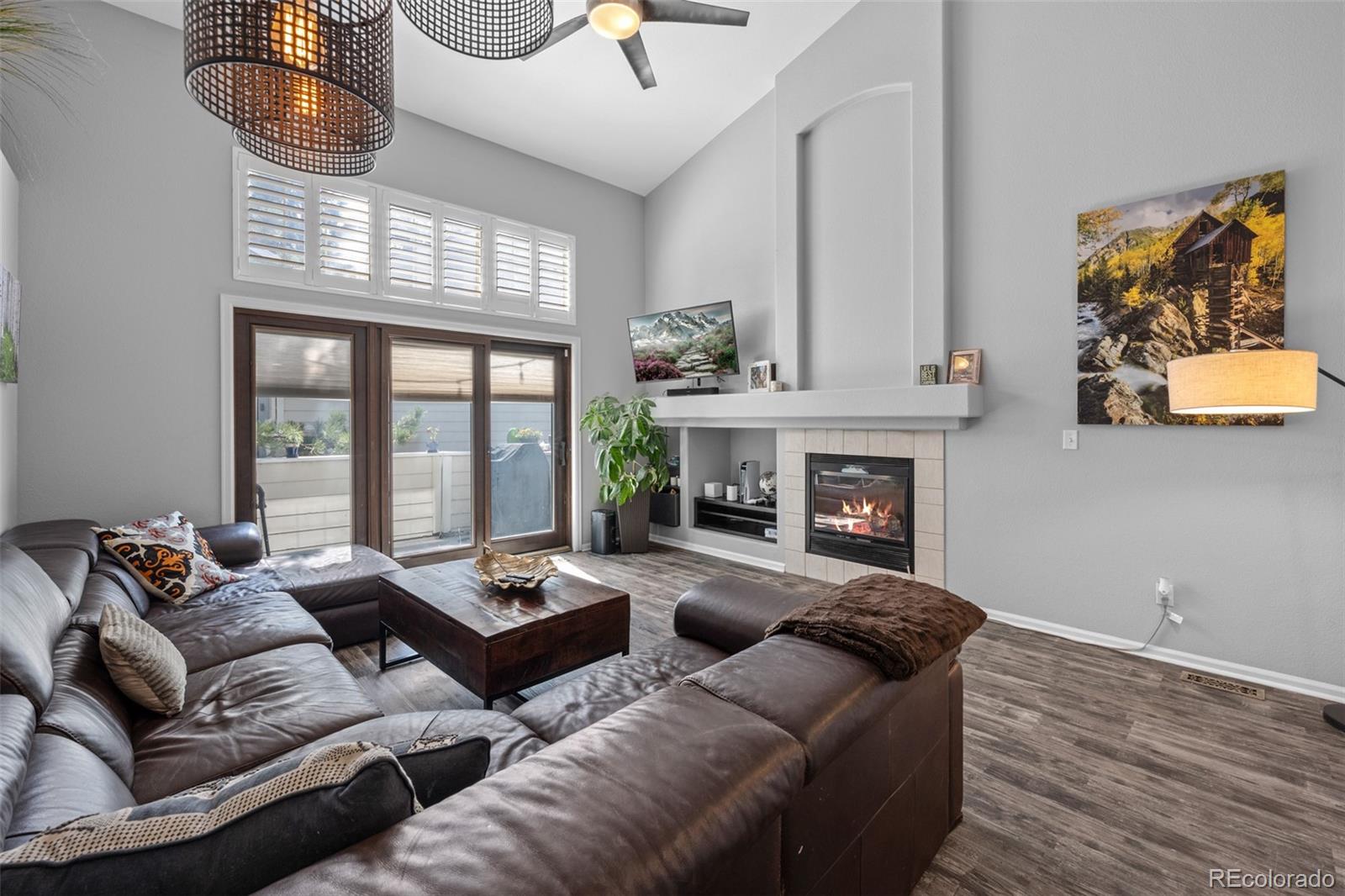 4124 E Hinsdale Circle