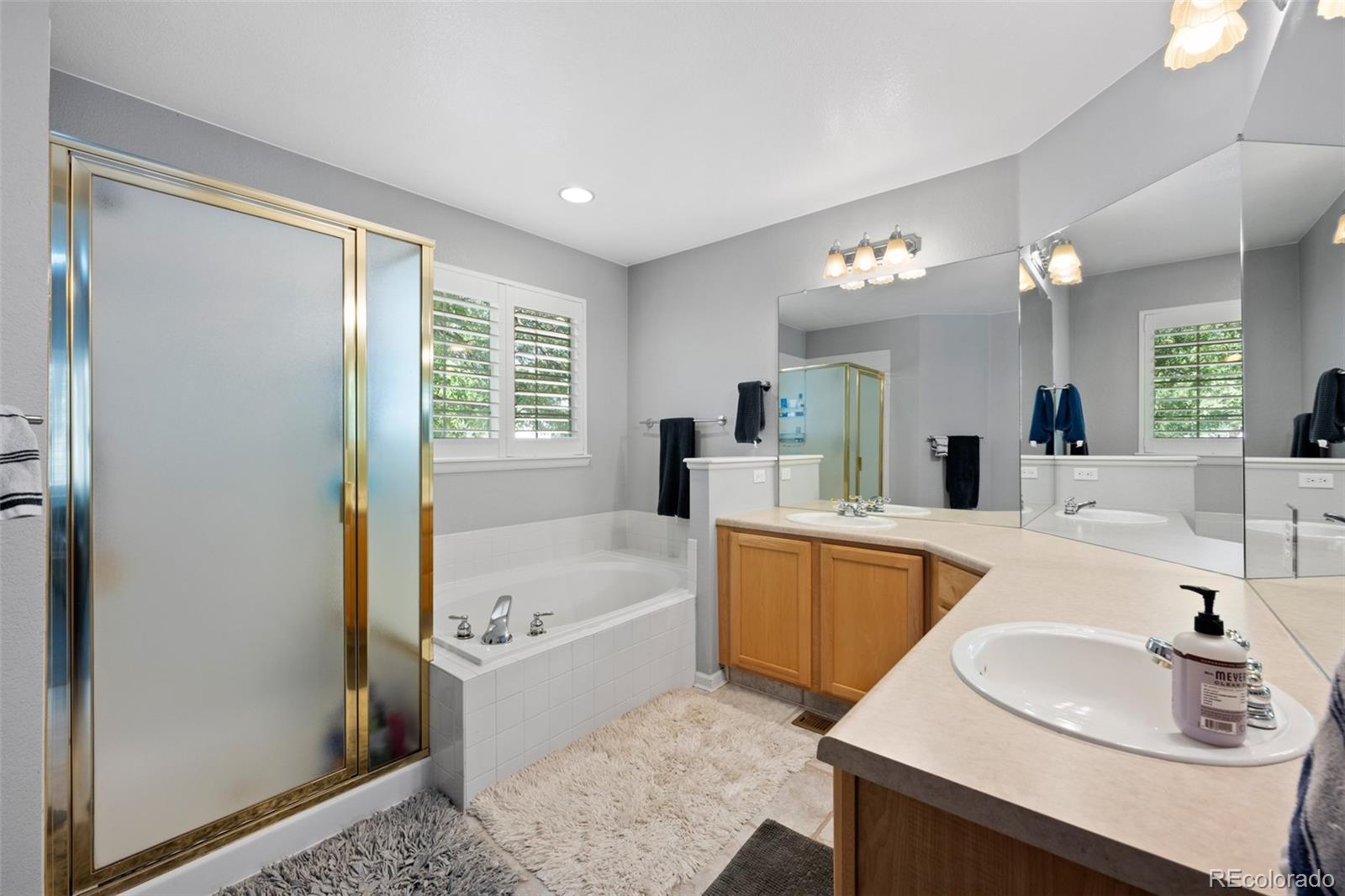 4124 E Hinsdale Circle