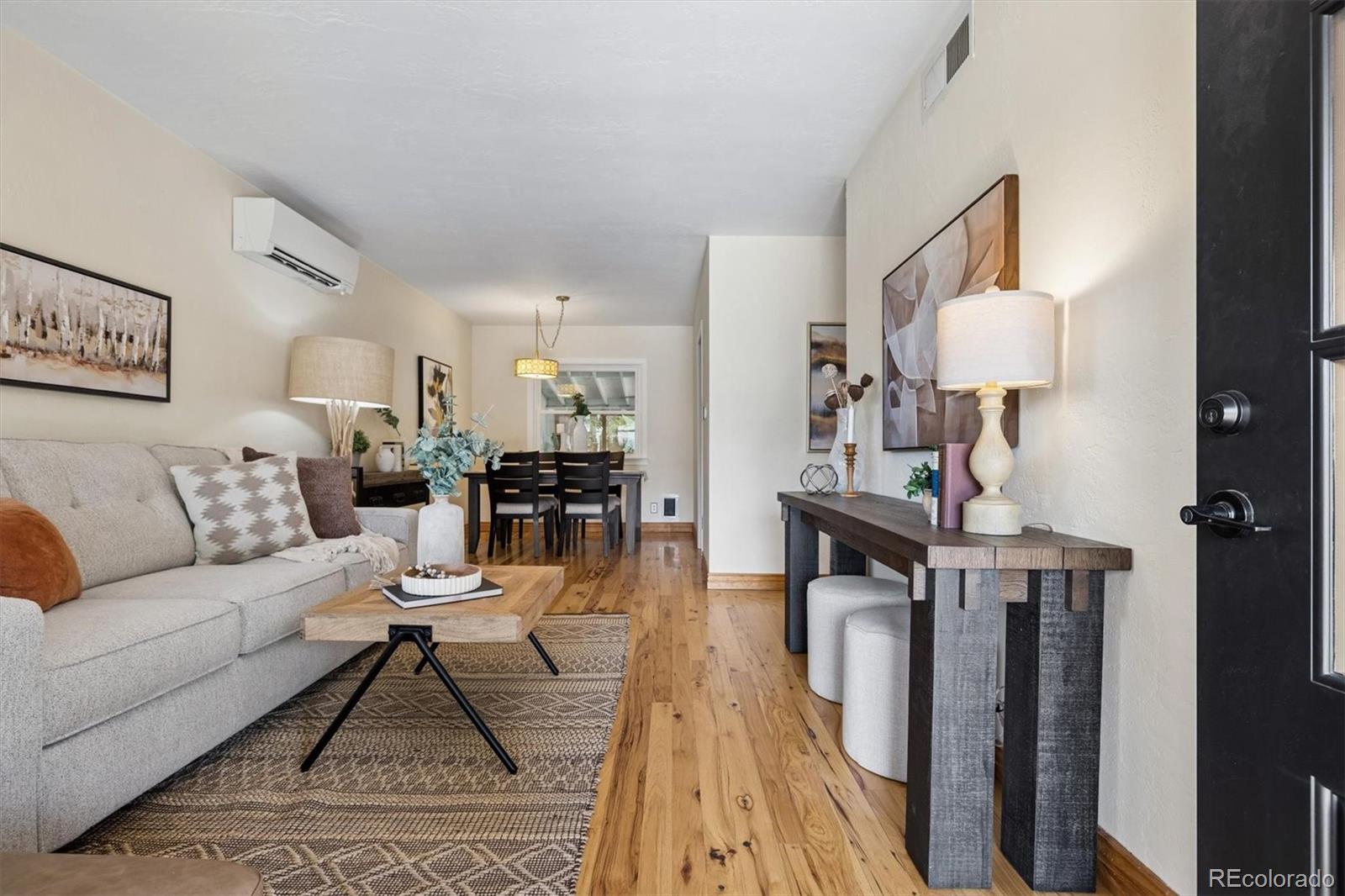 1543 S Osceola Way