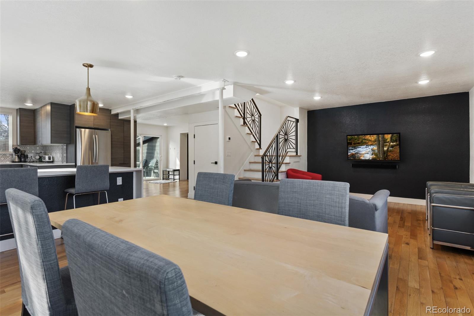 1345 S Ivy Way