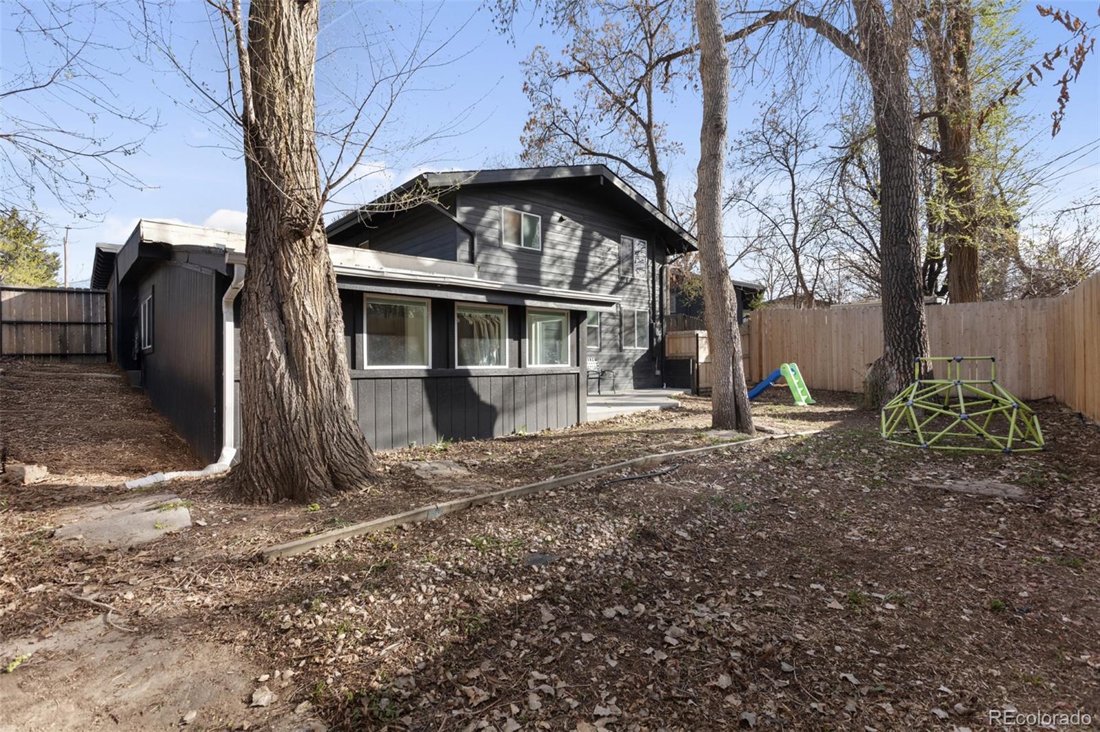 1345 S Ivy Way