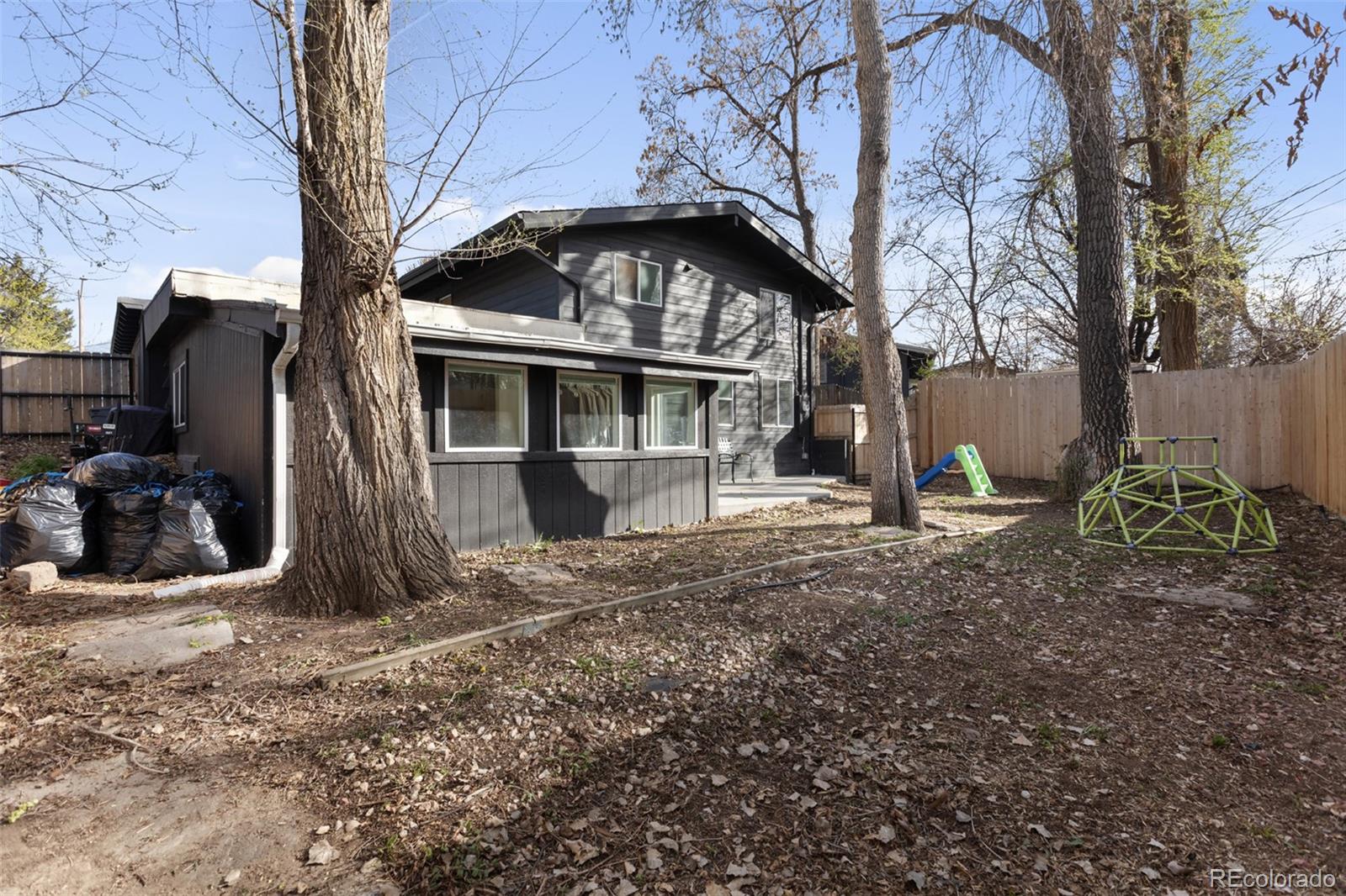 1345 S Ivy Way