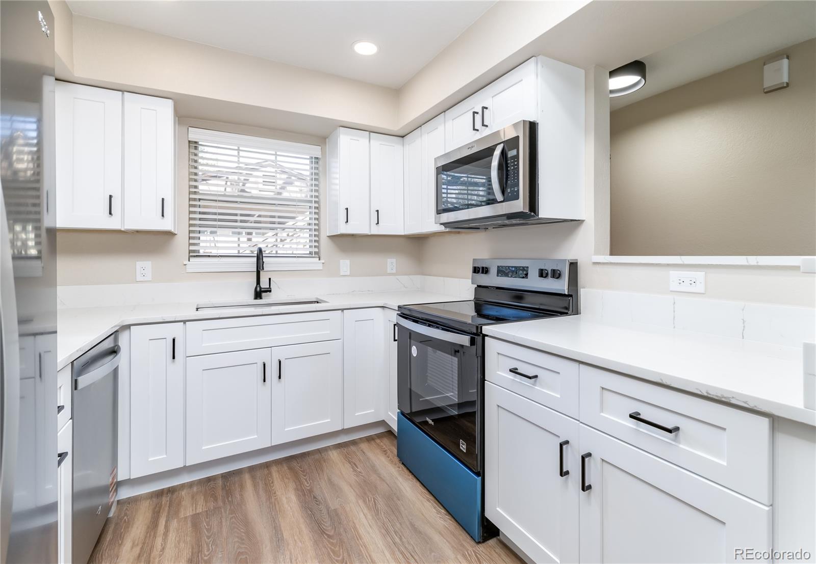 2716 E Otero Place Unit: 6