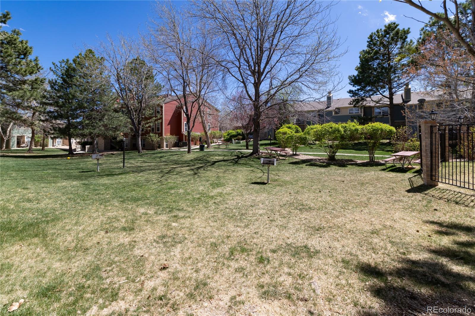 2716 E Otero Place Unit: 6