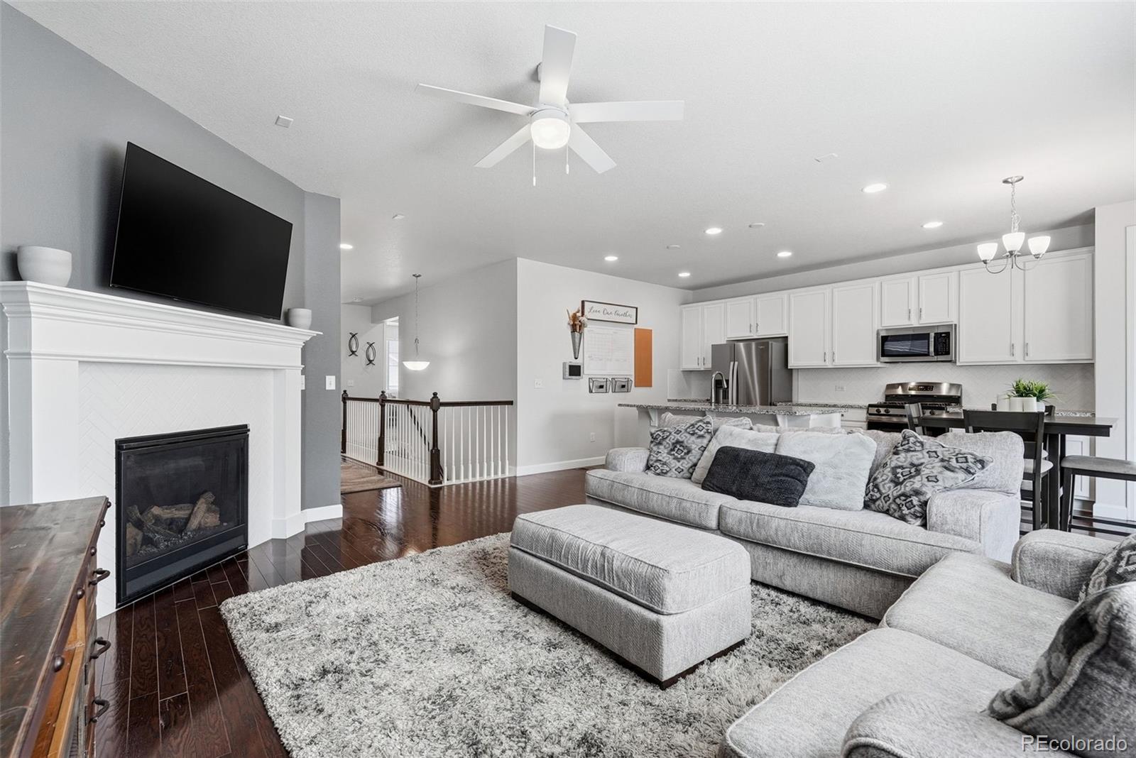6912 Greenwater Circle