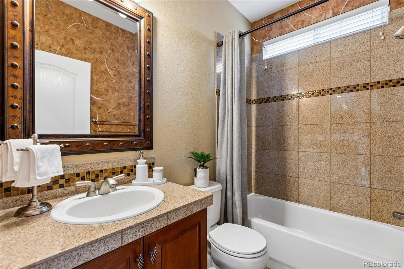 11025 Grayledge Circle