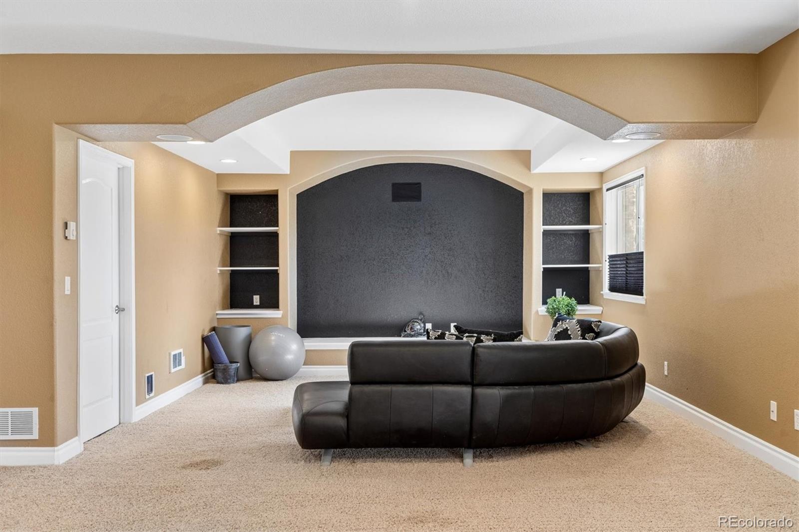 11025 Grayledge Circle