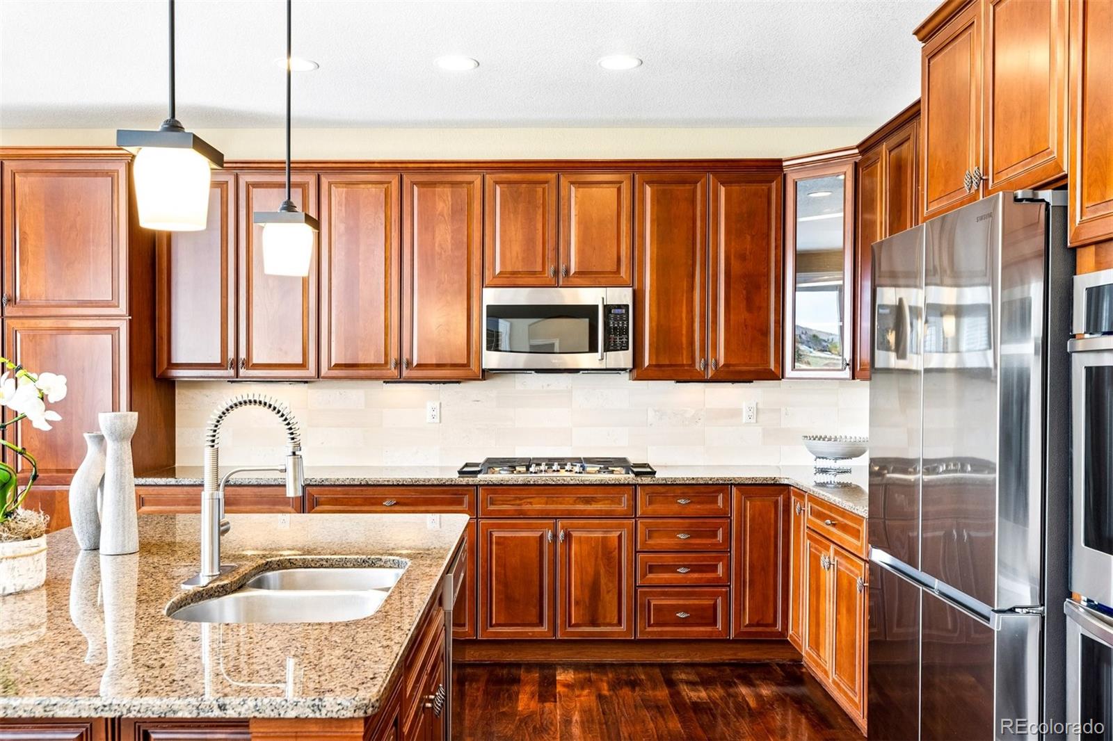 11025 Grayledge Circle