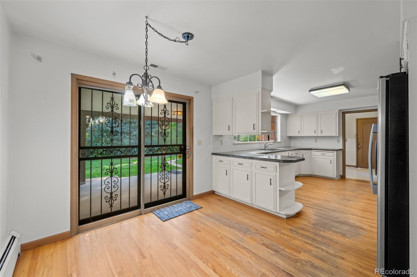 3920 S Clermont Street