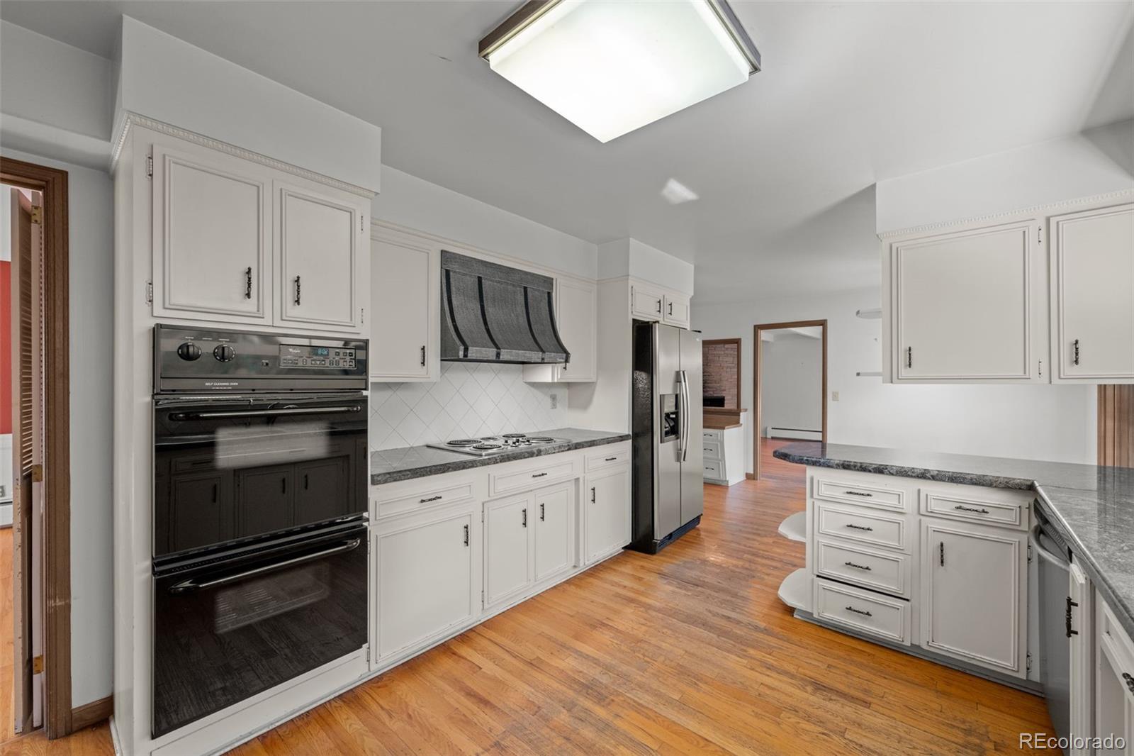 3920 S Clermont Street