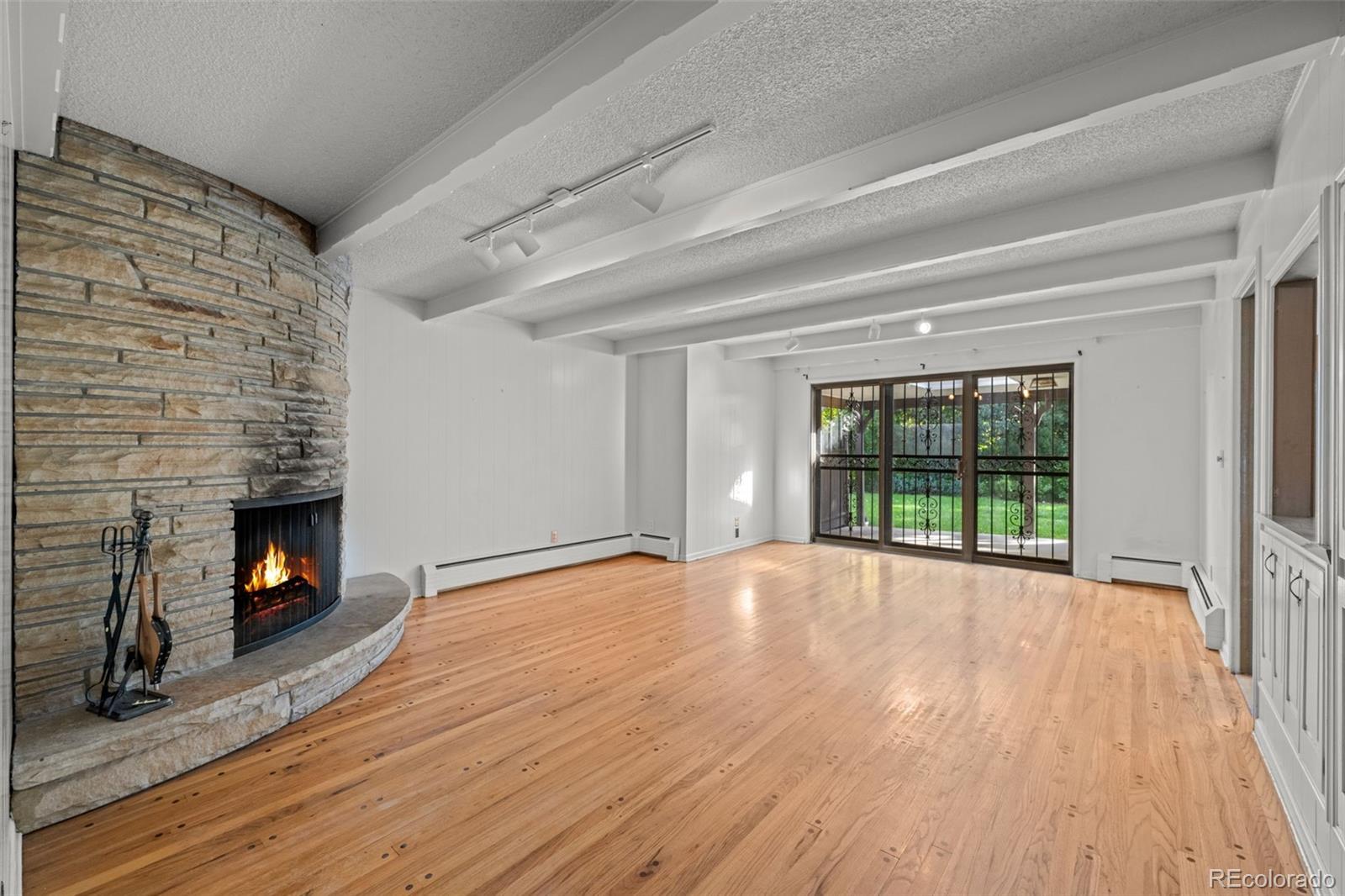 3920 S Clermont Street