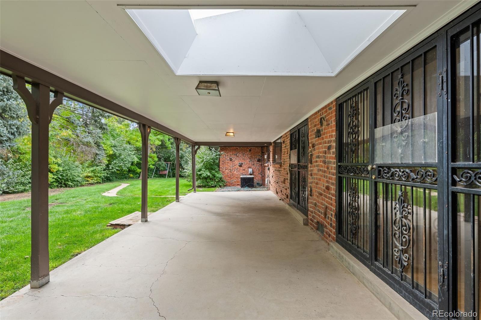 3920 S Clermont Street