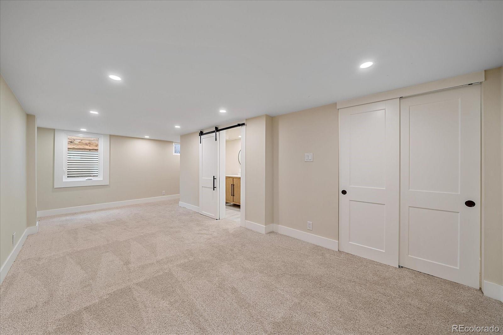 2082 S Lincoln Street