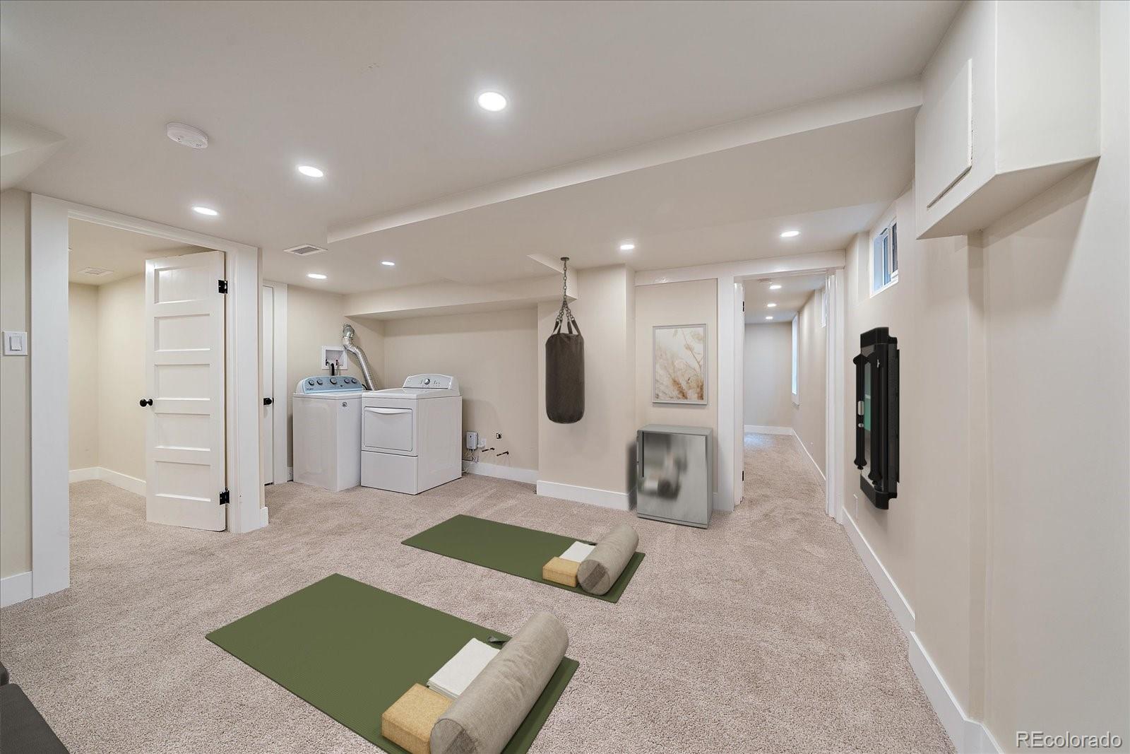 2082 S Lincoln Street