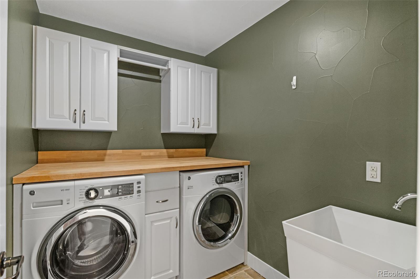 1728 S Marion Street