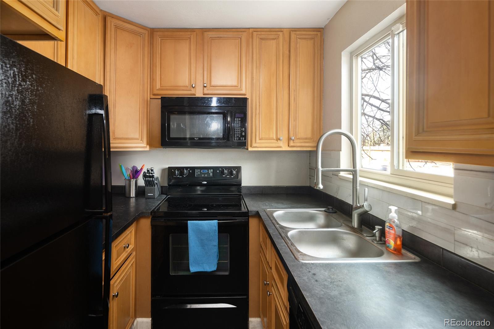 2700 S Holly Street Unit: 208