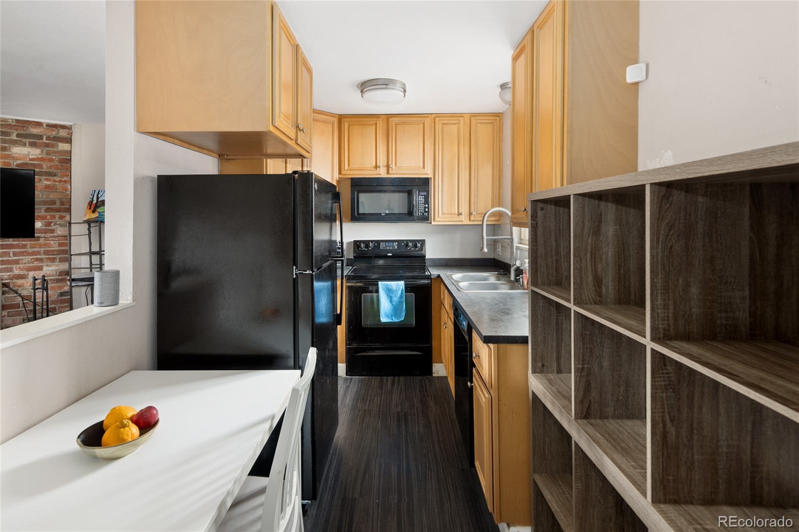 2700 S Holly Street Unit: 208