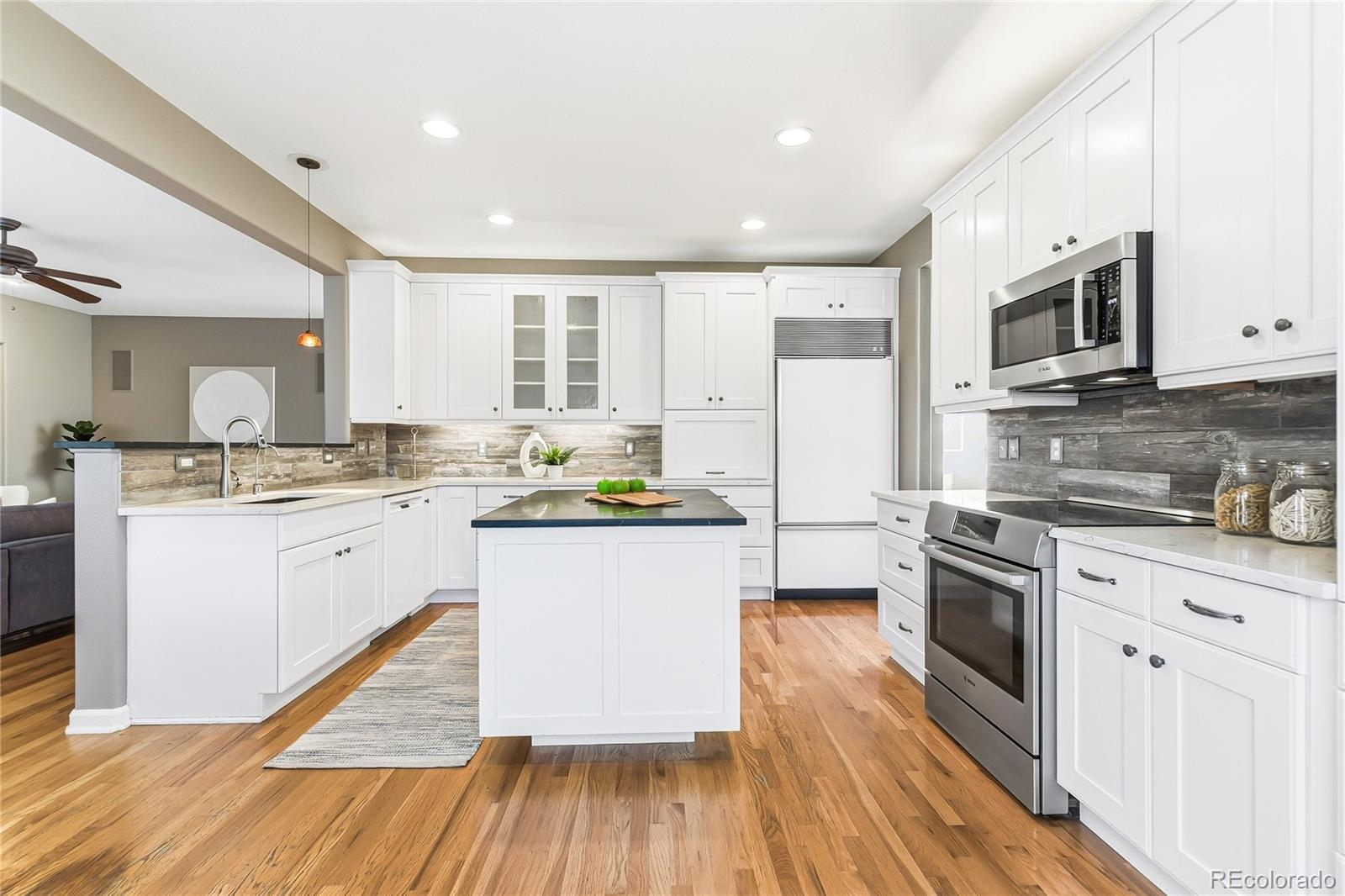 7605 S Platteview Drive