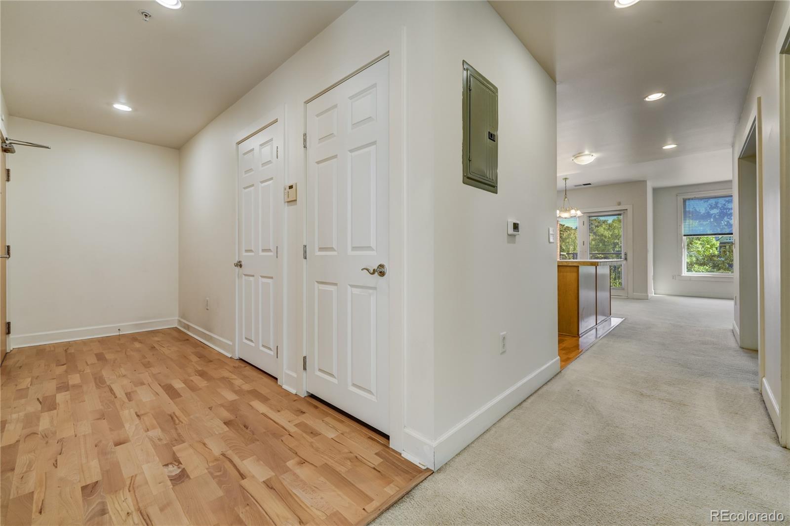 1631 N Emerson Street Unit: 301