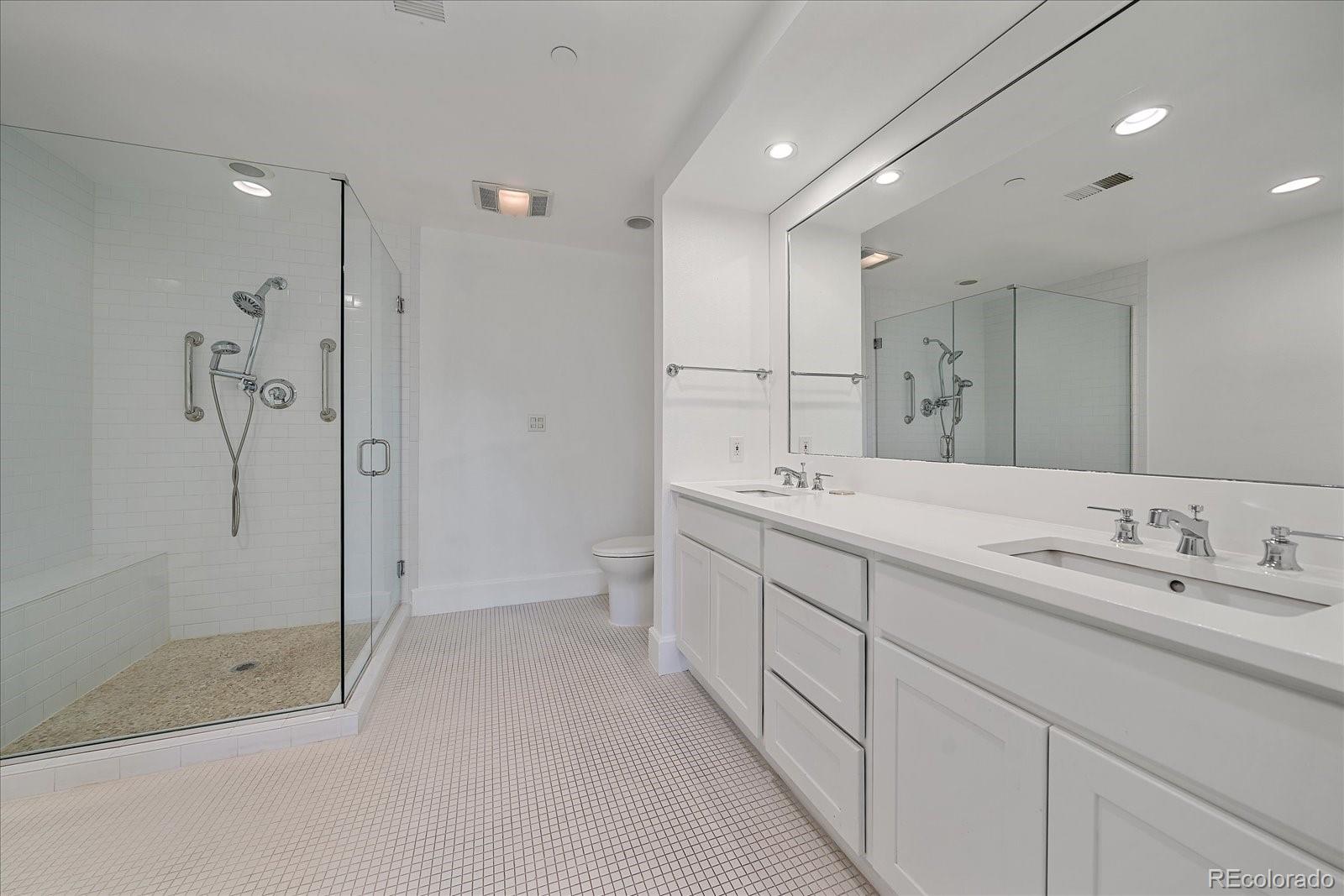 300 Hudson Street Unit: 203